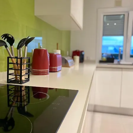 Апартаменти Garden Hill